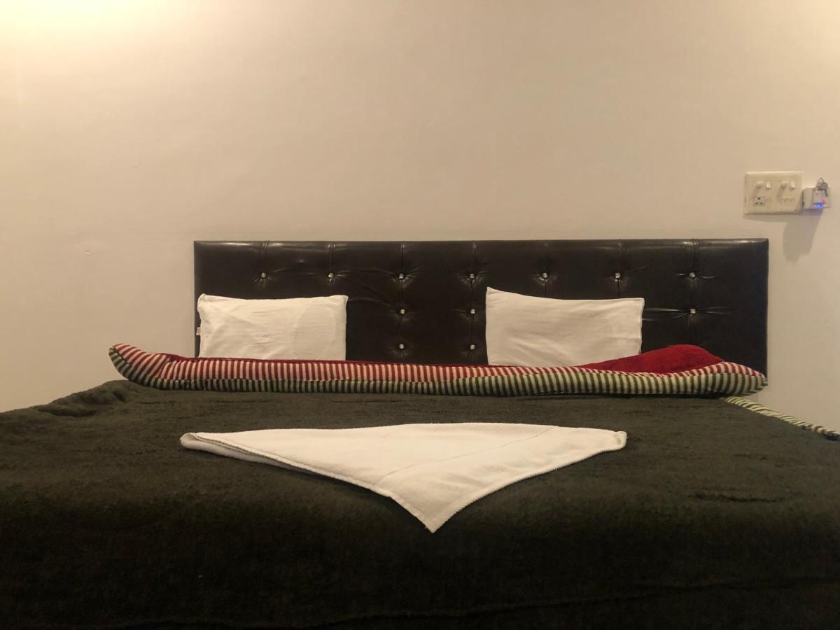 Hotel Shivanta Residency Rishīkesh Buitenkant foto